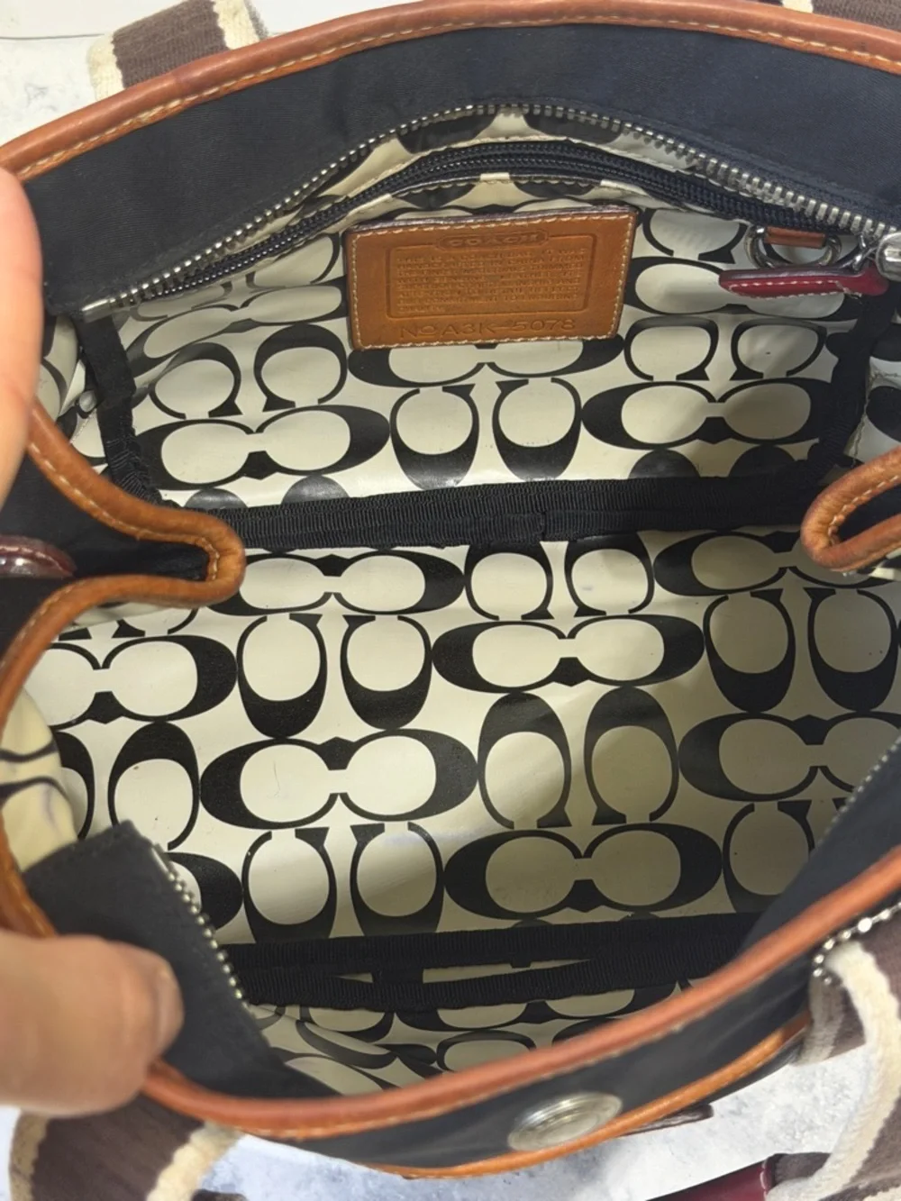 Coach Y2K black red Weekend Hampton Nylon “Inside-Out” small Tote bag